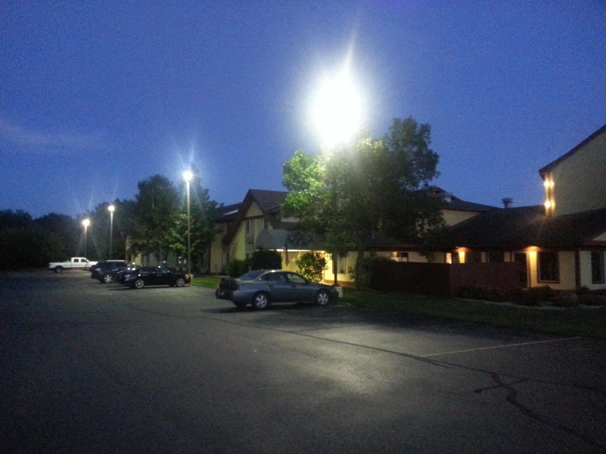 Nisswa Inn And Suites Exterior photo