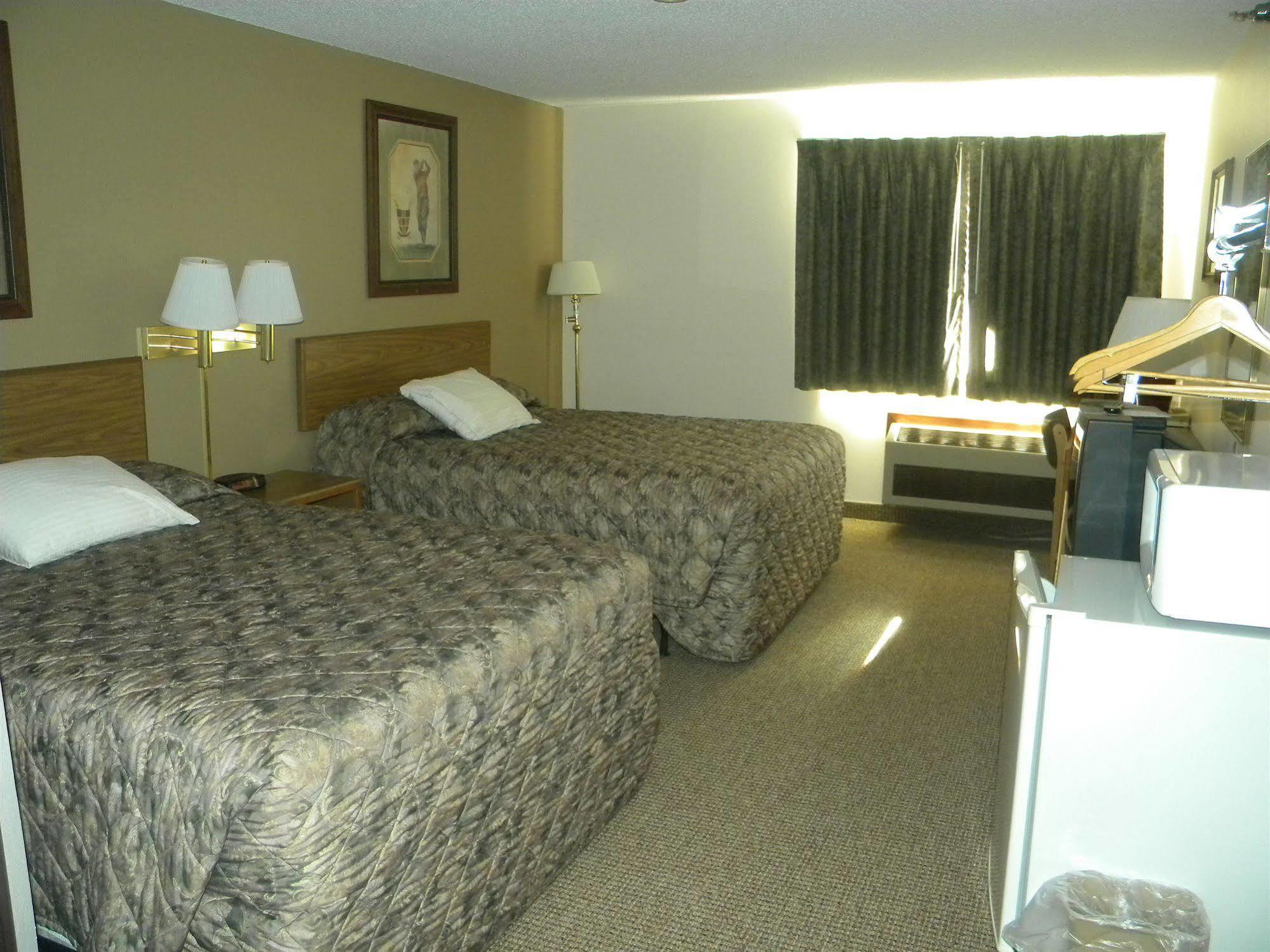 Nisswa Inn And Suites Exterior photo