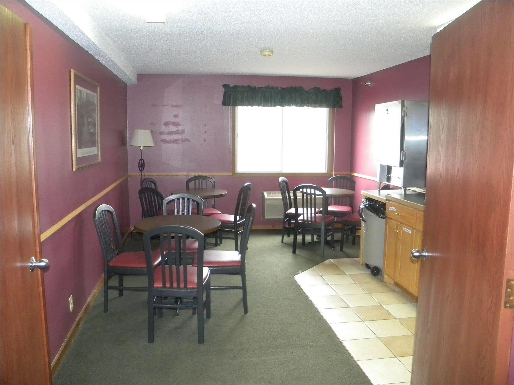 Nisswa Inn And Suites Exterior photo